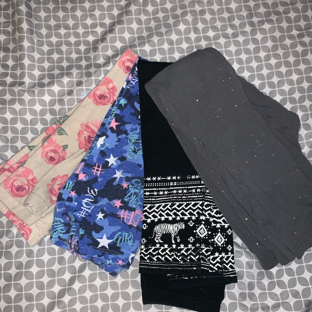 5 Pairs of Leggings *LOWEST PRICE*
